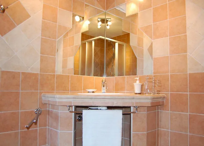 Grand Panorama C5 By Interhome アパート ナンダ