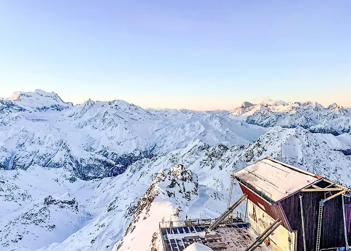 Grand Panorama C5 By Interhome アパート ナンダ